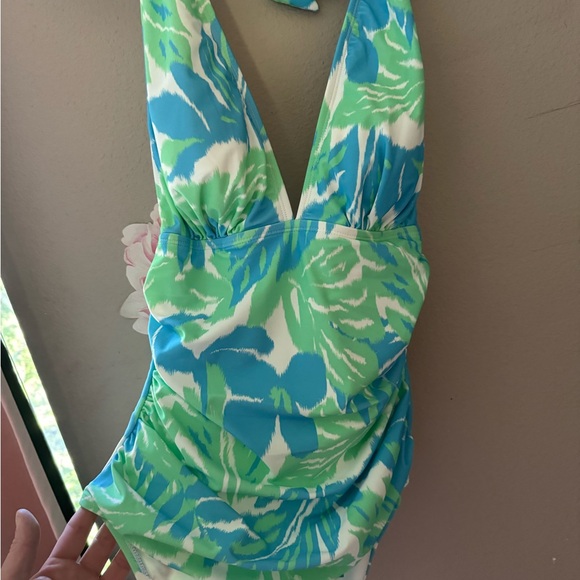 Women’s Cupshe one piece tropical swimsuit medium - Picture 4 of 8